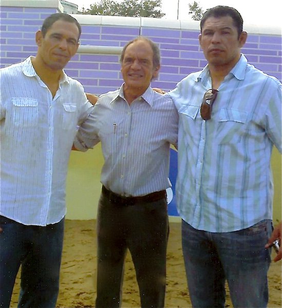 Pedro Valente com Rogério e Rodrigo Minotauro Nogueira