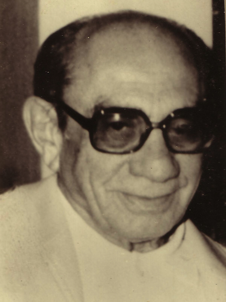 Dr. Syllo Valente